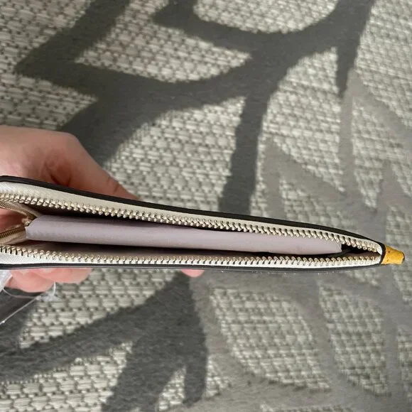 NWT: Kate Spade Lucy Bicolor Small L Zip Wristlet - Picture 2 of 5